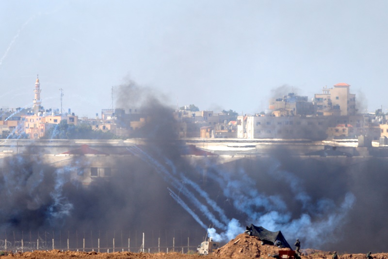 Βομβαρδισμοί στη Λωρίδα της Γάζας από ισραηλινές δυνάμεις