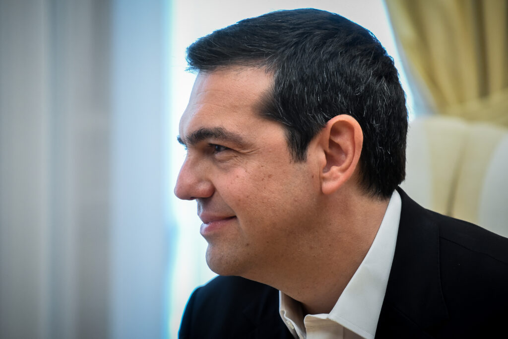 Handelsblatt: Ο Τσίπρας αποδείχτηκε πραγματιστής πολιτικός