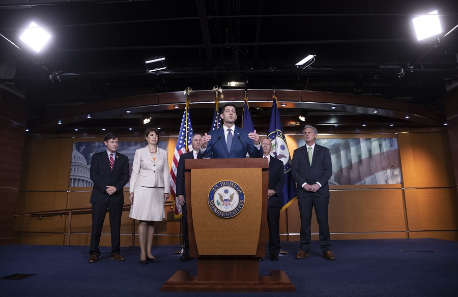ΗΠΑ: Ψηφίζεται νόμος στη Βουλή που θα τερματίσει τον χωρισμό των οικογενειών μεταναστών
