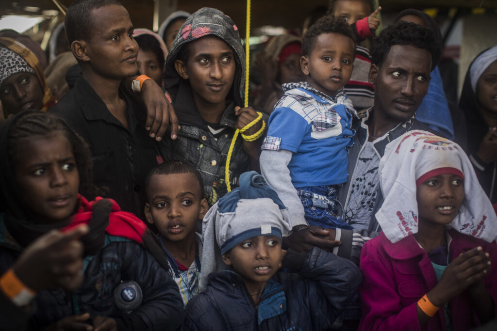 Σαλβίνι: Η Ισπανία να δεχτεί τα επόμενα τέσσερα πλοία με μετανάστες από τη Λιβύη