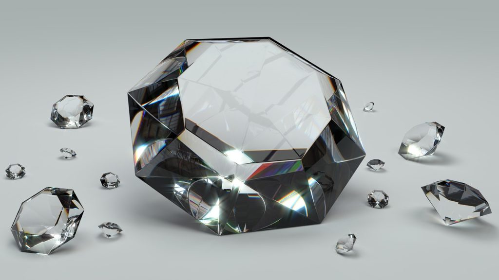 Πάτρα: Ληστές «μπούκαραν» σε σπίτι και άρπαξαν 42 (!) άκοπα διαμάντια