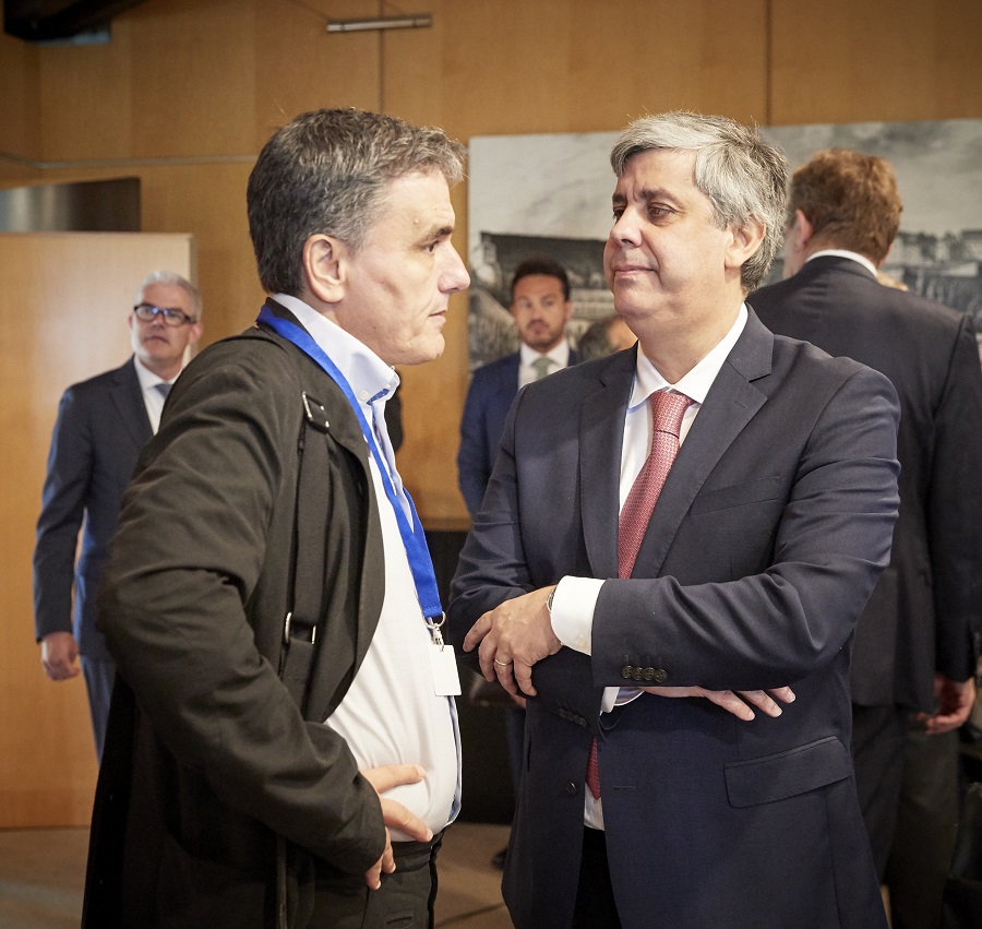 Eurogroup: Θα καταλήξουμε σε συνολική λύση για την Ελλάδα, δηλώνουν οι ΥΠΟΙΚ Γαλλίας και Γερμανίας – Όλες οι εξελίξεις (Photos-Video)