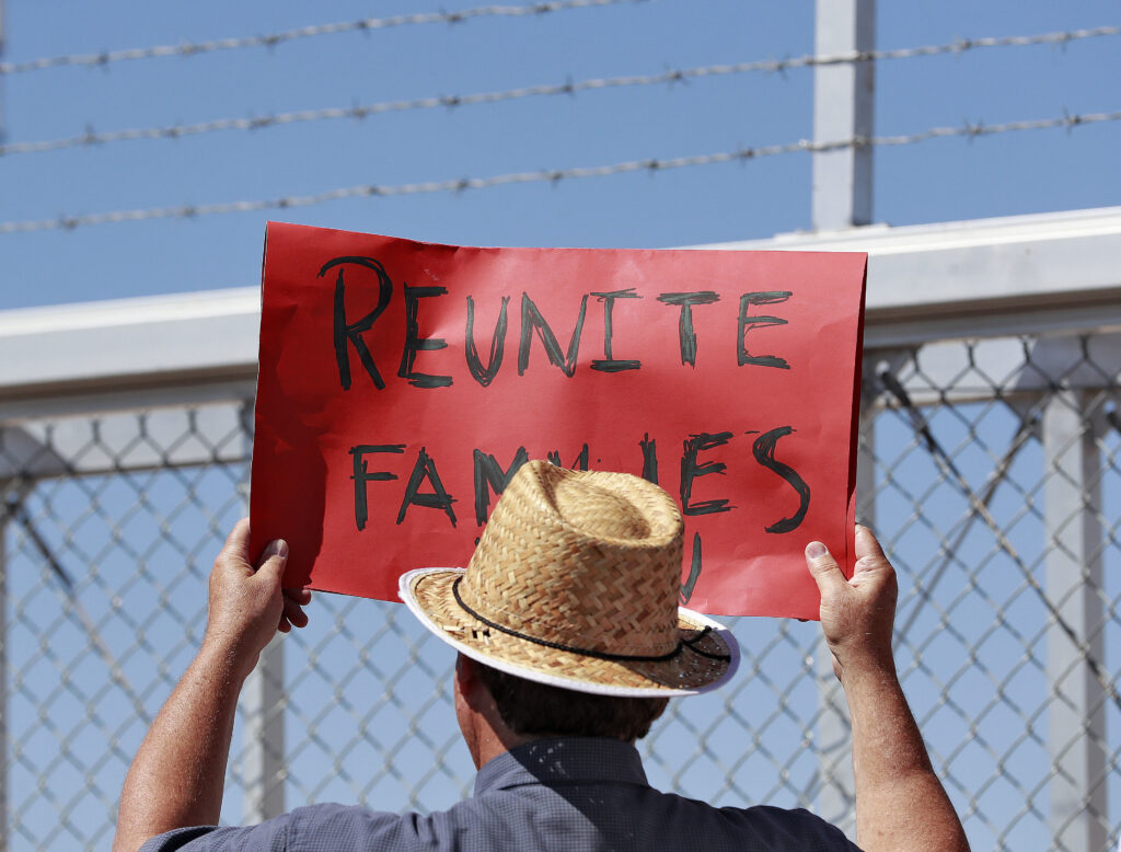 Χάος στην προσπάθεια επανένωσης μεταναστών με τα παιδιά τους καταγγέλλουν ΜΚΟ στις ΗΠΑ