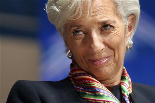 ΔΝΤ: Επιμένει στη μείωση των συντάξεων, αλλά αναγνωρίζει ότι έχουν γίνει βήματα στην οικονομία