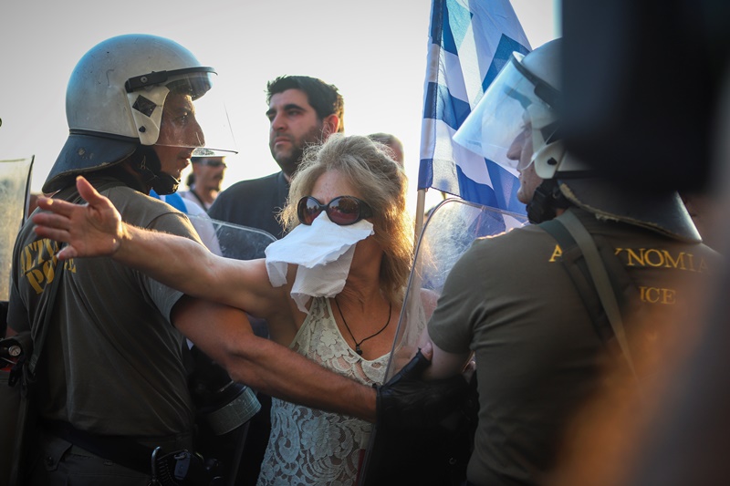 Θεσσαλονίκη: Επεισόδια στην πορεία διαμαρτυρίας για τη συμφωνία των Πρεσπών