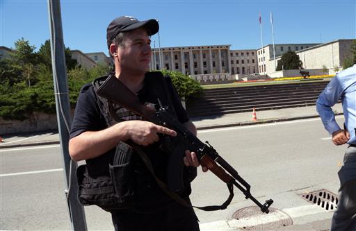 Τουρκία: Συνέλαβαν δύο αδέλφια – Βρετανούς πολίτες – για «τρομοκρατική προπαγάνδα»