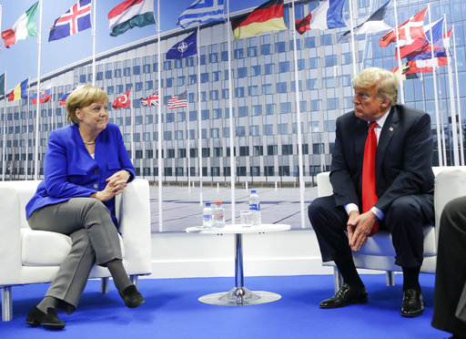 Οι 2 στους 3 Γερμανούς θεωρούν μεγαλύτερη απειλή για την ειρήνη τον Τραμπ από τον Πούτιν