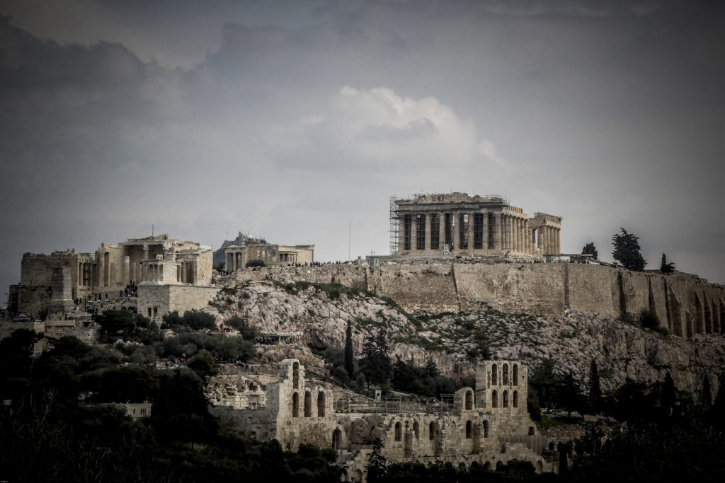 Handelsblatt: Η Ελλάδα πρέπει να οικοδομήσει εμπιστοσύνη στην αγορά με δοκιμαστικές εκδόσεις