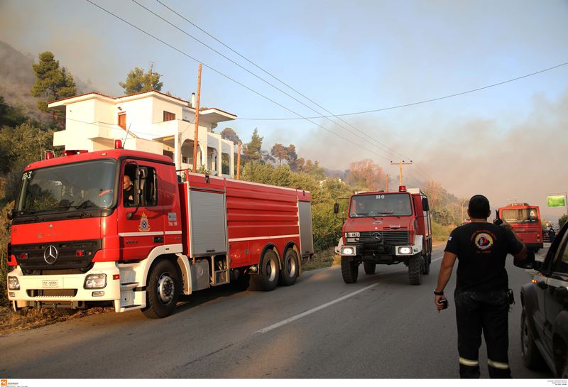 SOS: Πολύ υψηλός κίνδυνος πυρκαγιάς για τη Δευτέρα