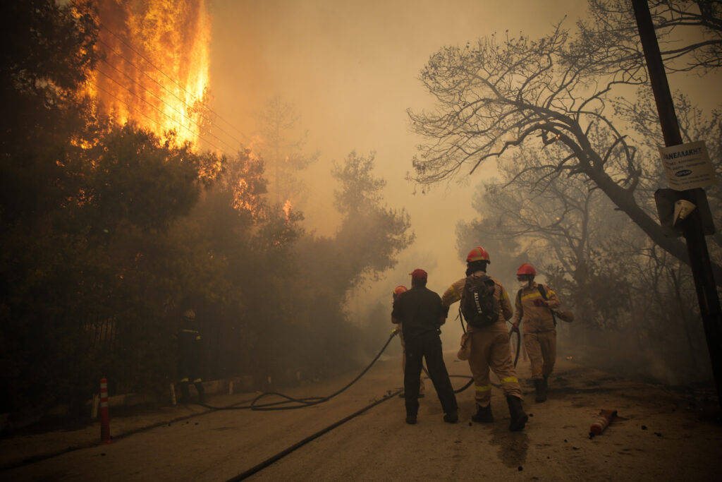 Ιδιαίτερη προσοχή: Πολύ υψηλός κίνδυνος πυρκαγιάς την Παρασκευή και στην Αττική