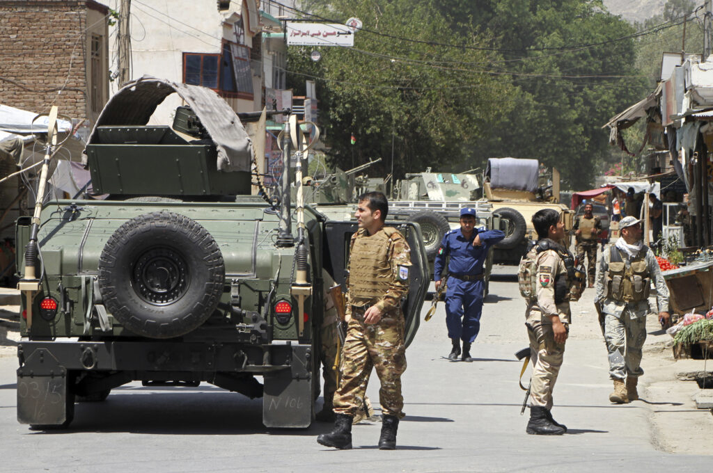 Αφγανιστάν: Τουλάχιστον 20 νεκροί σε βομβιστική επίθεση εναντίον σιιτικού τεμένους