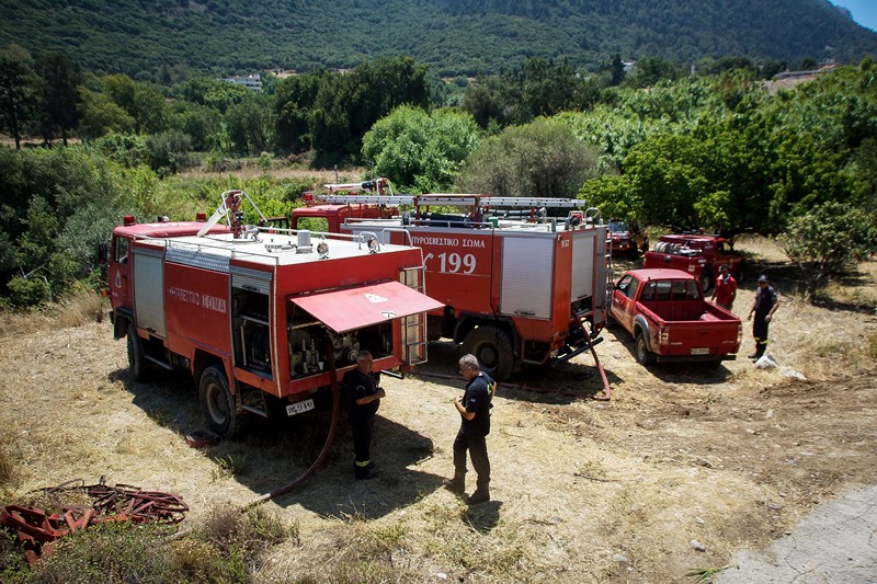 Κρήτη: Δυο πύρινα μέτωπα σε Ρέθυμνο και Ηράκλειο