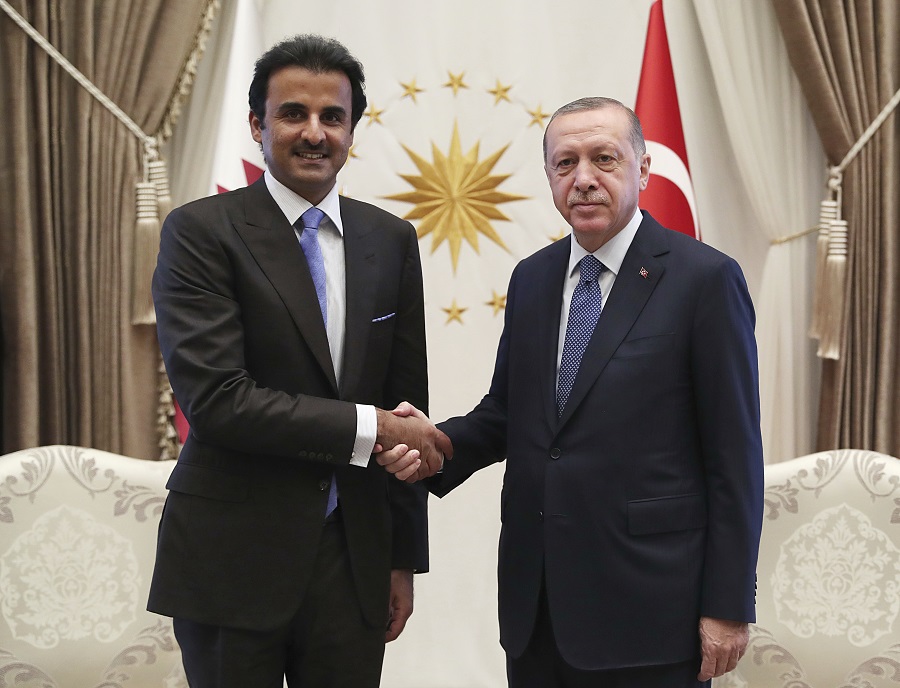 Το Κατάρ στηρίζει Τουρκία: Προχωρά σε επενδύσεις ύψους 15 δισ. δολαρίων