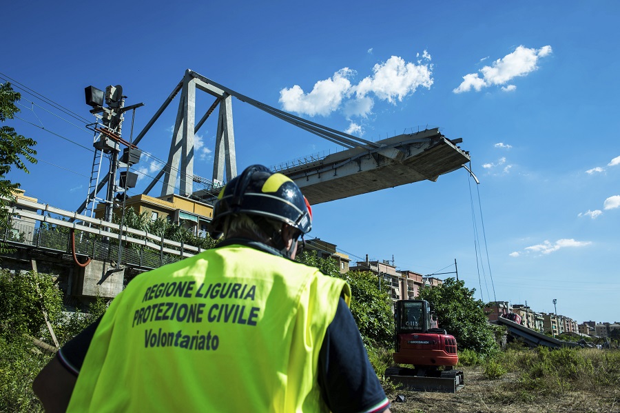 Τι καταγγέλλει πολιτικός μηχανικός, που συμμετείχε στο σχεδιασμό της, για τη γέφυρα της Γένοβας