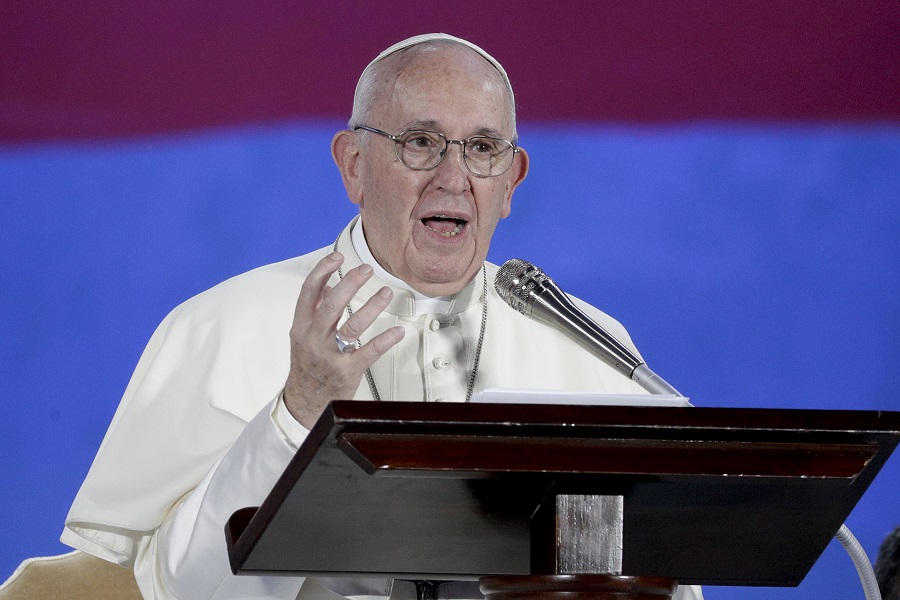 Ο Πάπας στο πλευρό των θυμάτων σεξουαλικής κακοποίησης από καθολικούς ιερείς