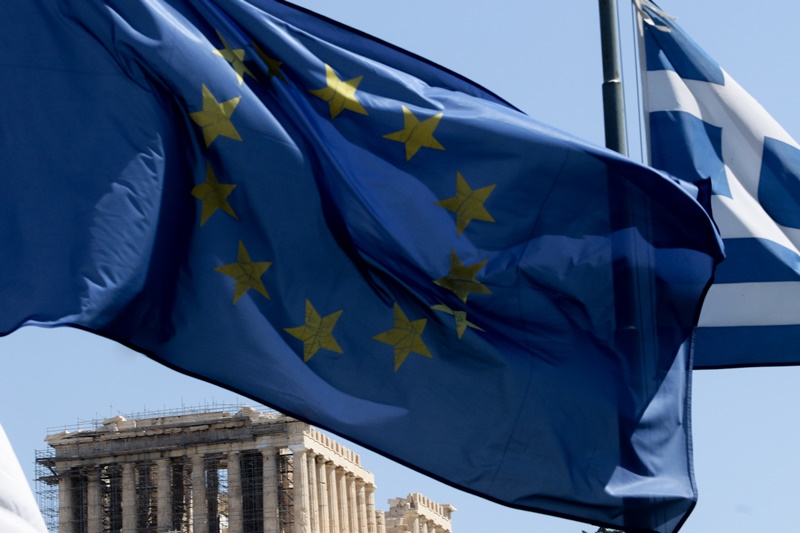 Times: Λύση του δράματος για το ελληνικό χρέος