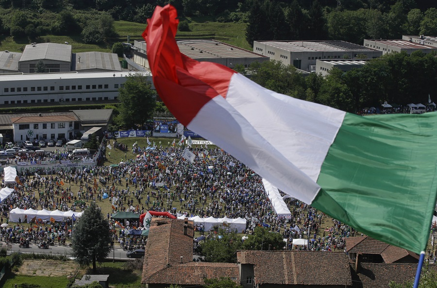 CNBC: Η Ιταλία γίνεται ο αδύναμος κρίκος της ευρωζώνης