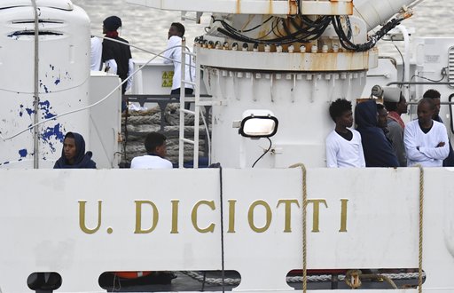 Εισαγγελική έρευνα σε βάρος του Σαλβίνι για τη στάση του στην υπόθεση του πλοίου Diciotti