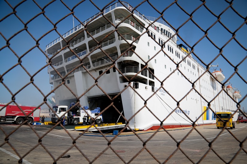 Συναγερμός στον Πειραιά: Πήρε κλίση 7 μοιρών το «Ελ. Βενιζέλος»