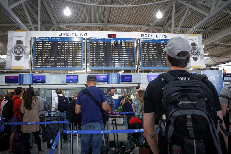«Έχουμε πλήρη εμπιστοσύνη στους ελέγχους της ελληνικής αστυνομίας στα αεροδρόμια»