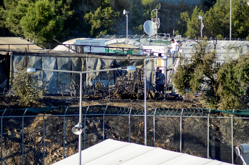 Μυτιλήνη: Τελεσίγραφο για την λειτουργία του κέντρου υποδοχής προσφύγων στη Μόρια