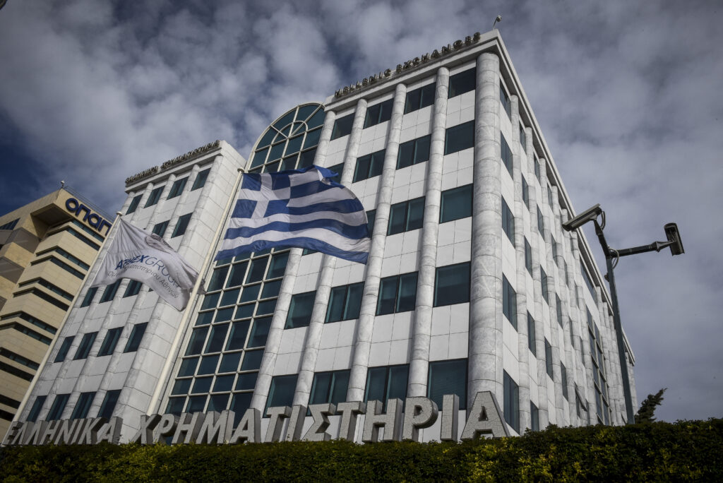 Το χρηματιστήριο επιχειρεί αντίδραση πάνω από τις 700 μονάδες