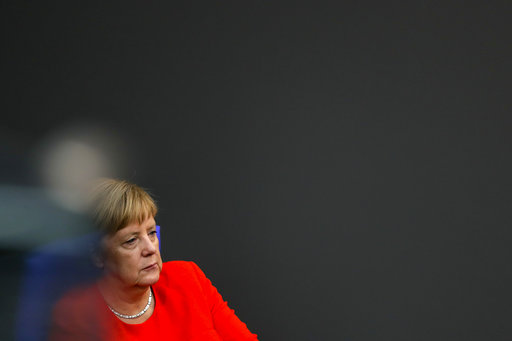 Γερμανία: Επίθεση Μέρκελ σε ξενοφοβικούς και όσους χρησιμοποιούν ναζιστικά συνθήματα