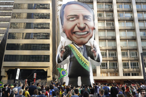 Βραζιλία: Προηγείται ο ακροδεξιός Μπολσονάρου για τις προεδρικές εκλογές