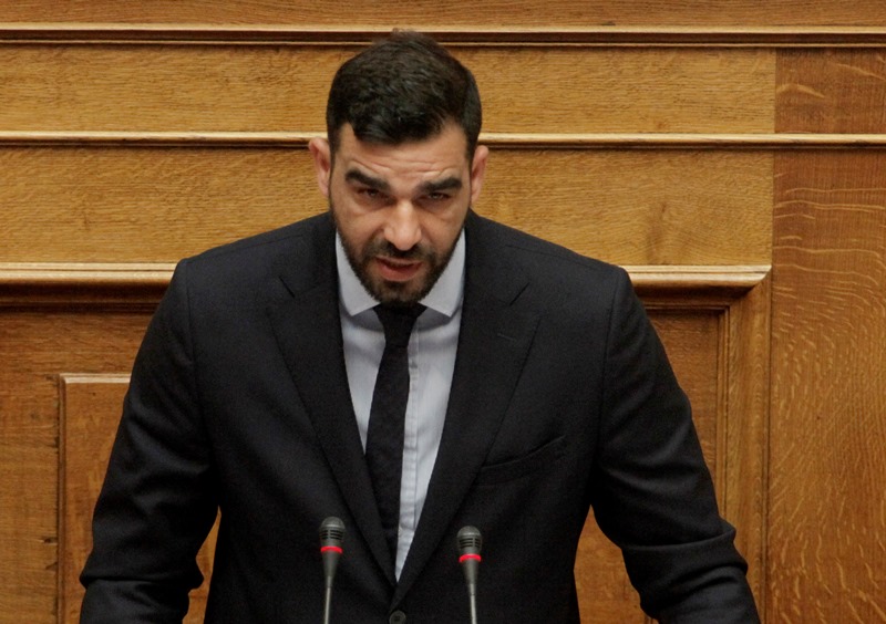 Καλαμάτα: Ξυλοδαρμό από ακροδεξιούς, καταγγέλλει ο βουλευτής του ΣΥΡΙΖΑ Πέτρος Κωνσταντινέας