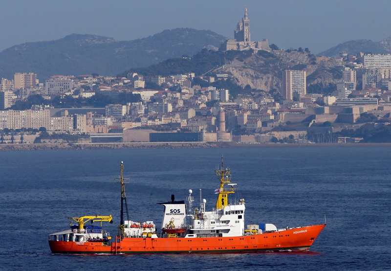 Προς την Γαλλία κατευθύνεται το Aquarius – Αίτημα να ανοίξει ένα λιμάνι