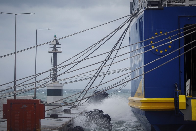 Απαγόρευση απόπλου για Δωδεκάνησα και Κυκλάδες λόγω των ισχυρών ανέμων