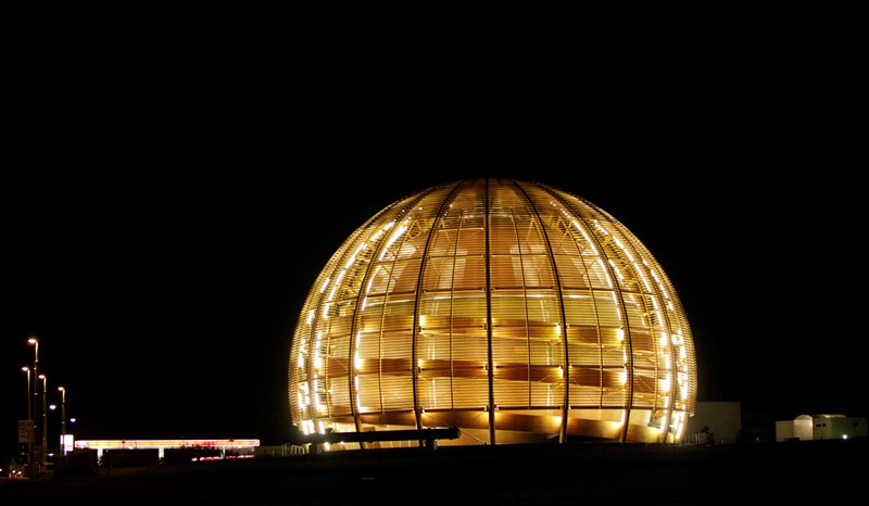 Το Cern απέλυσε επιστήμονα επειδή υποστήριξε πως «η φυσική είναι θέμα ανδρών»