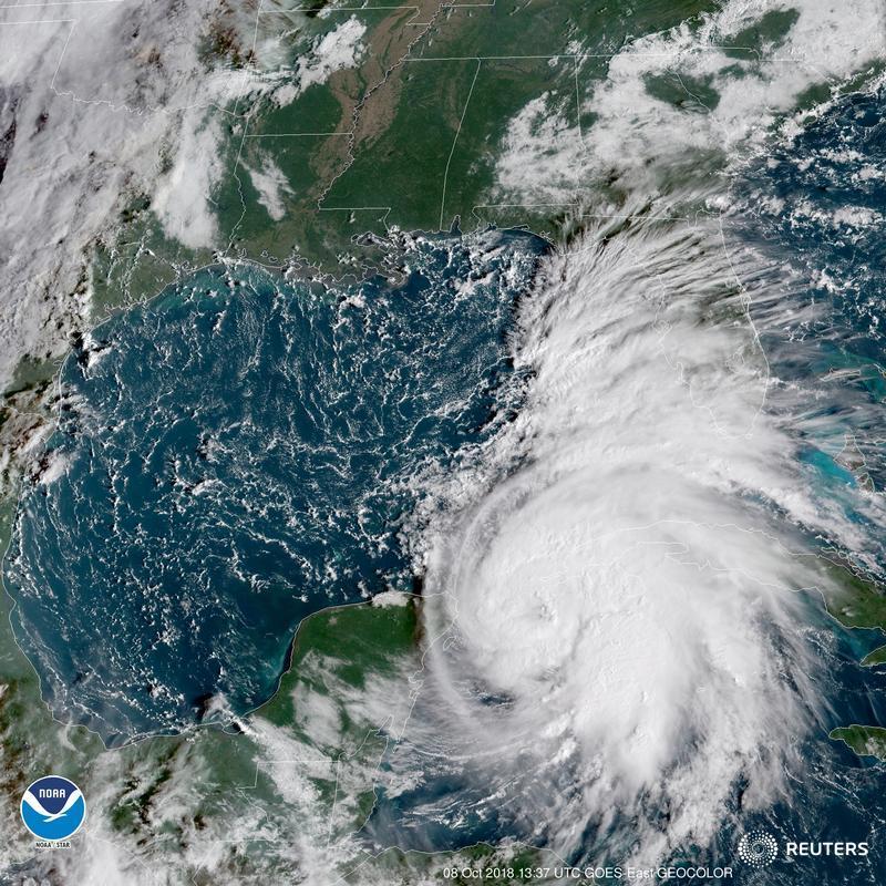 Ενισχύεται ο κυκλώνας Μάικλ και κατευθύνεται προς Φλόριντα