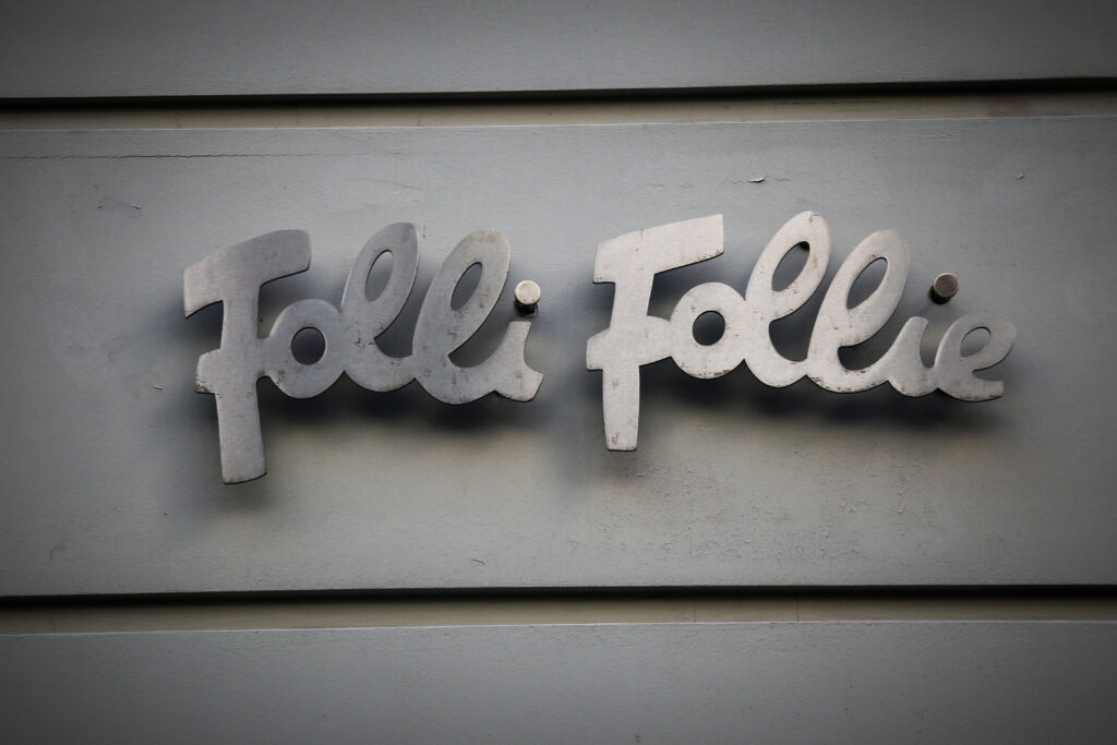 Folli Follie: Άρχισαν οι κατασχέσεις – Οι τράπεζες πουλάνε το 35,5% της Αττικά Πολυκαταστήματα