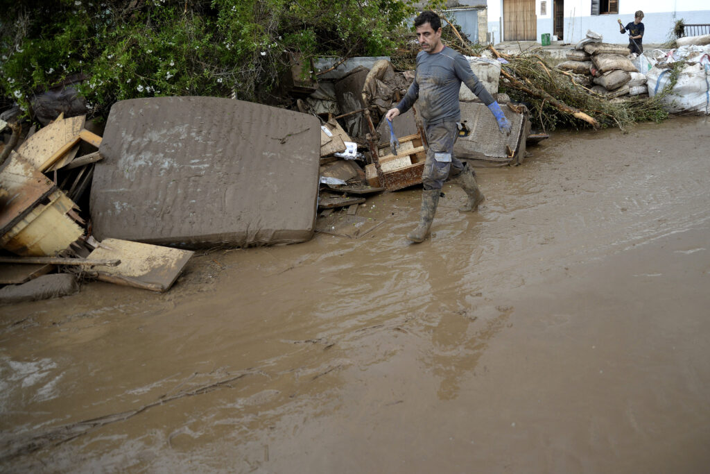 Δώδεκα οι νεκροί από τις πλημμύρες στη Μαγιόρκα