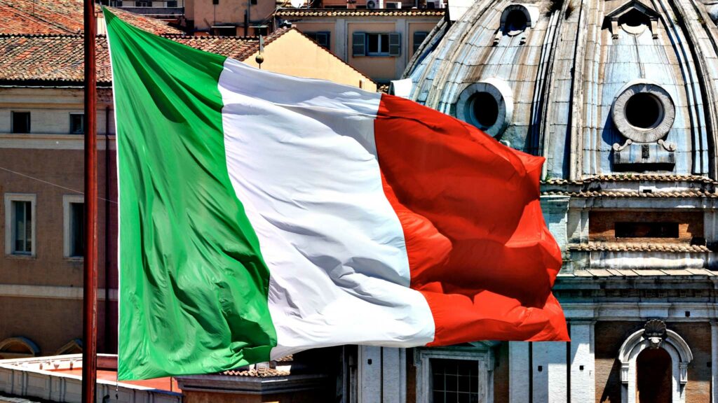 Το σκληρό πόκερ ΕΕ – Ιταλίας και ο πραγματικός κίνδυνος για τη χώρα