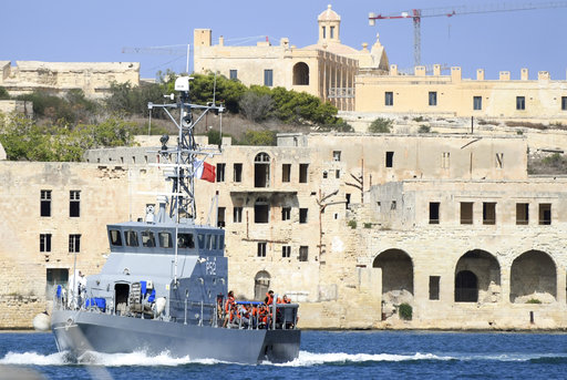 Μάλτα: Δέχθηκε 44 διασωθέντες μετανάστες που αρνήθηκε να φιλοξενήσει η Ιταλία