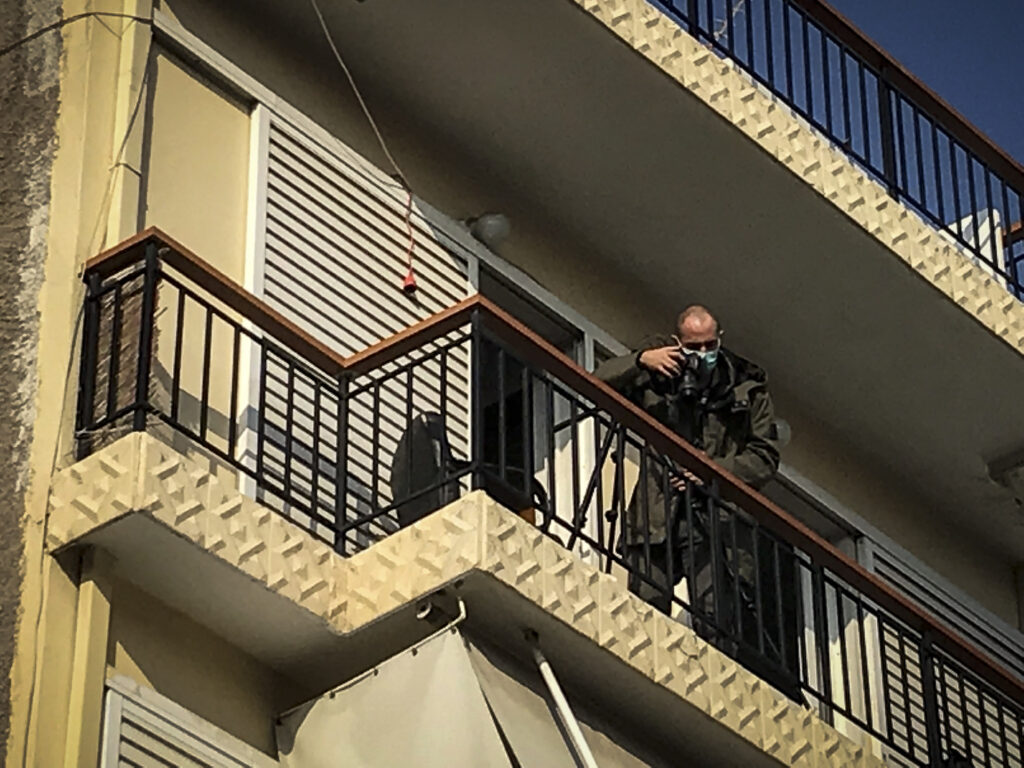 Μεγάλη ανατροπή στην υπόθεση με τον αστυνομικό στη Νίκαια – Φέρεται ως μέλος σπείρας που λήστευε αλλοδαπούς
