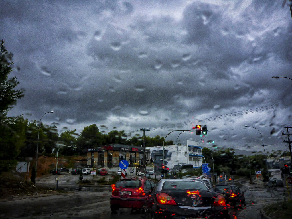 Έκτακτο δελτίο καιρού: Έρχεται χειμώνας από Δευτέρα