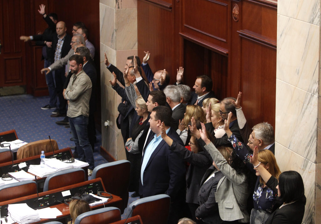 Η Ρωσία ισχυρίζεται πως οι ΗΠΑ «κρύβονται» πίσω την ψηφοφορία στα Σκόπια