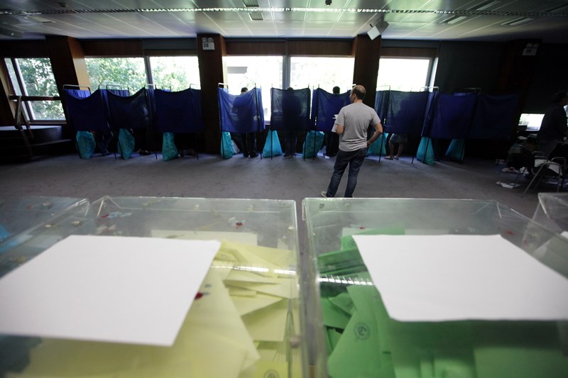 Σε τροχιά επίλυσης το θέμα της ψήφου των Ελλήνων του εξωτερικού