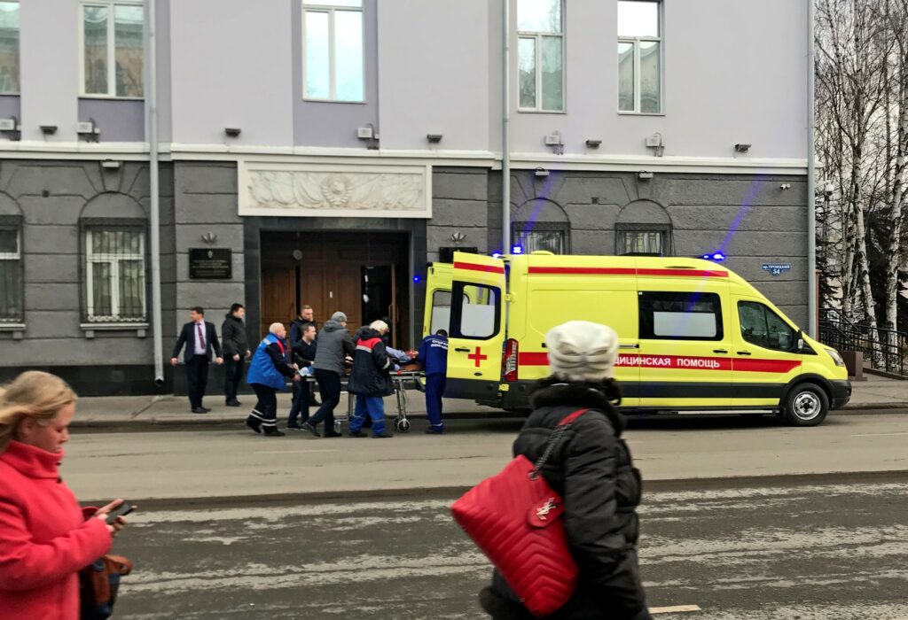 Ρωσία: Σε κρίσιμη κατάσταση ο ένας εκ των τριών τραυματιών από την έκρηξη του αυτοσχέδιου μηχανισμού (Photos + Video)