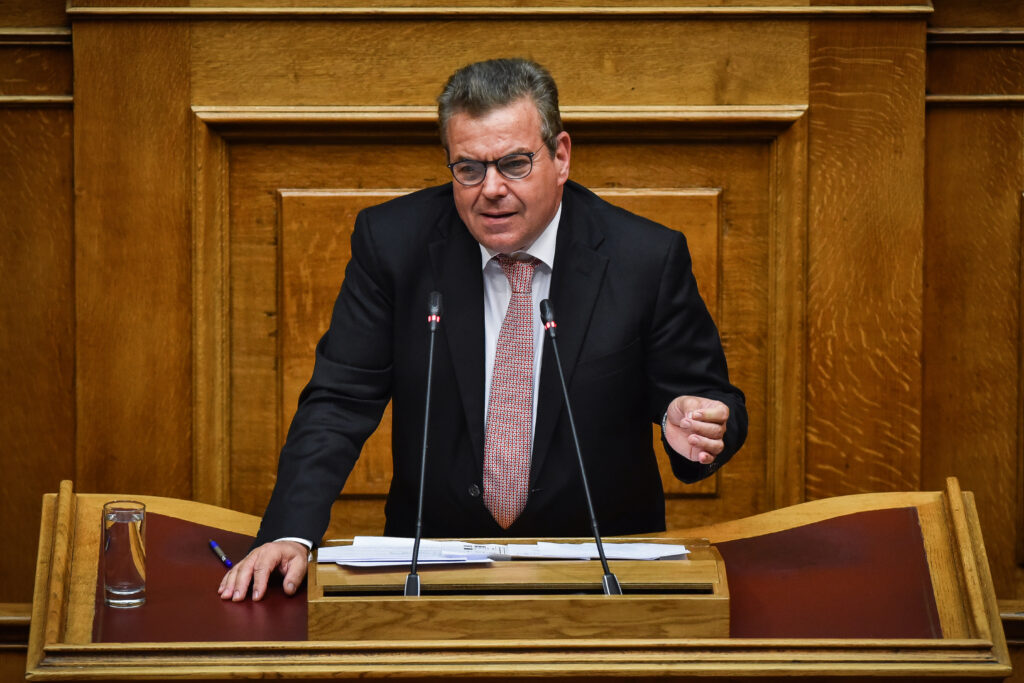 Πετρόπουλος: Θα τηρηθεί η νομιμότητα για την καταβολή των αναδρομικών στους συνταξιούχους (Video)