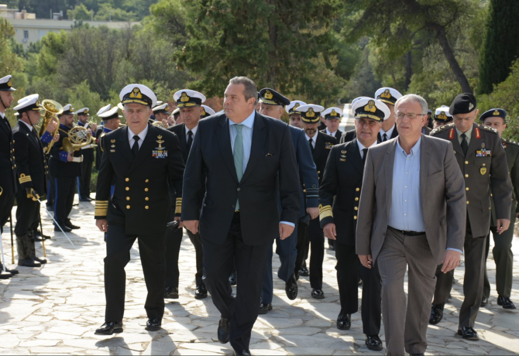 Ηχηρή απάντηση Καμμένου σε Ερντογάν: Ξέρουμε καλά ποιοι είναι οι «πειρατές» του Αιγαίου (Video)