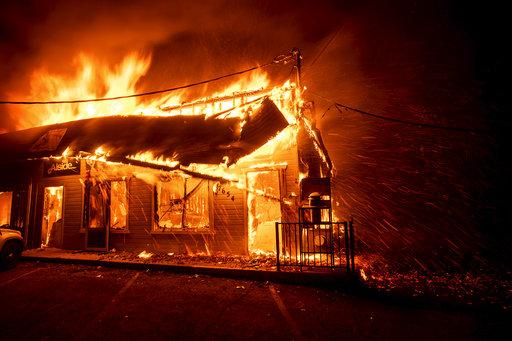 ΗΠΑ: Φόβοι για νεκρούς από την πυρκαγιά στο Παραντάιζ της Καλιφόρνιας (Video & Photos)