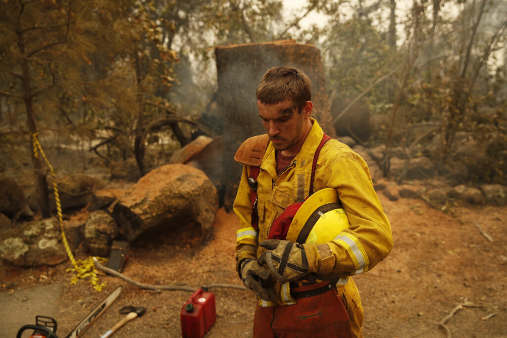 Καλιφόρνια: Στους 44 οι νεκροί από τη φονική πυρκαγιά (Photos)