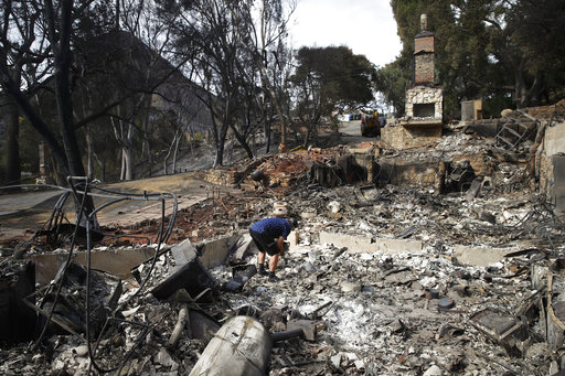 Μετράνε νεκρούς στην Καλιφόρνια – 48 τα θύματα της πυρκαγιάς