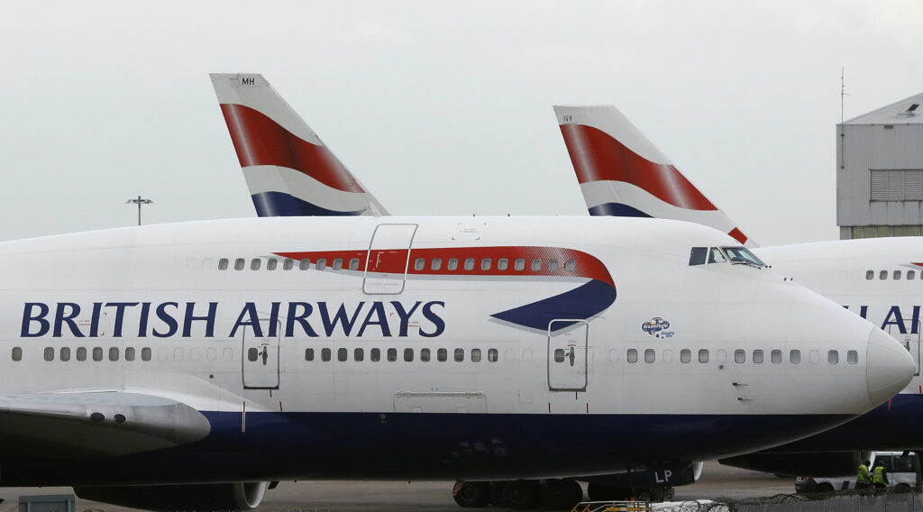 Επιβάτης της British Airways κατέθεσε αγωγή εις βάρος της εταιρείας επειδή κάθισε δίπλα σε υπέρβαρο