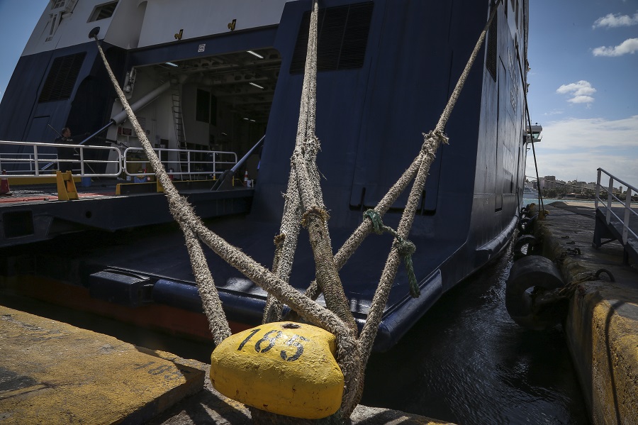 «Δεμένα» τα πλοία σε Κέρκυρα, Ζάκυνθο και Κεφαλονιά