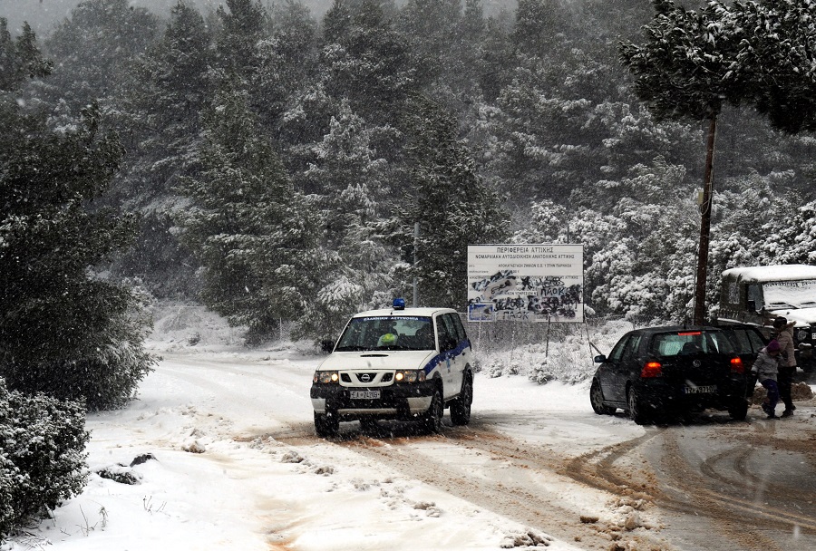 Συνεχίζεται η κακοκαιρία – Που χρειάζονται αλυσίδες στη δυτική Μακεδονία